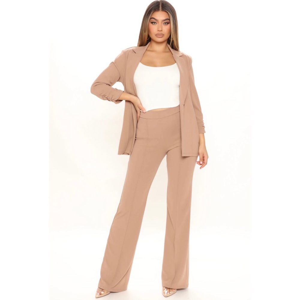 NWT 2 Pc Fashion Nova Taupe Dress Suit Sz SM/XS